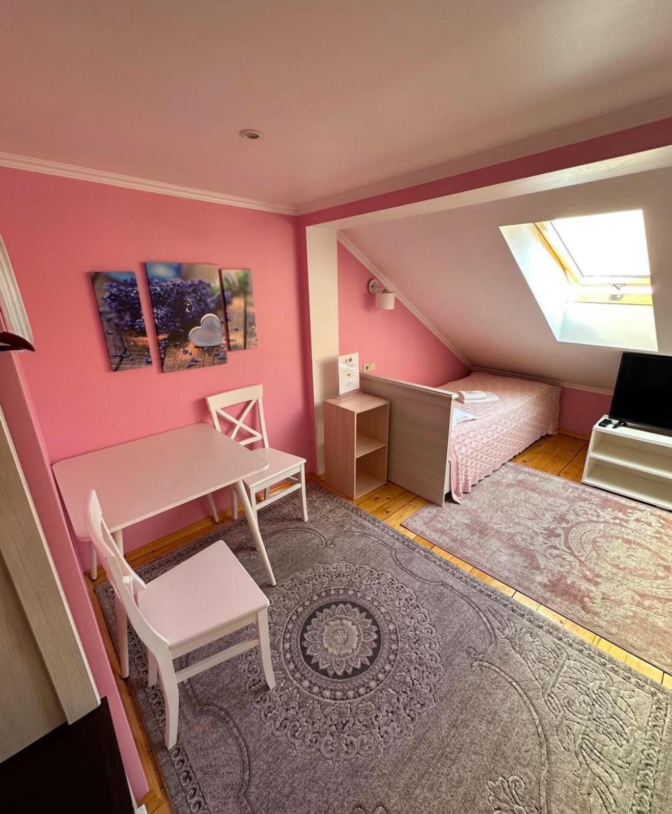 Ferienwohnung Аpartment For Lady Czernowitz Exterior foto